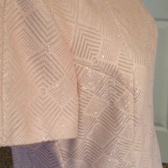 Beautiful light pink with silver design - size 12 - Picture 5 of 6